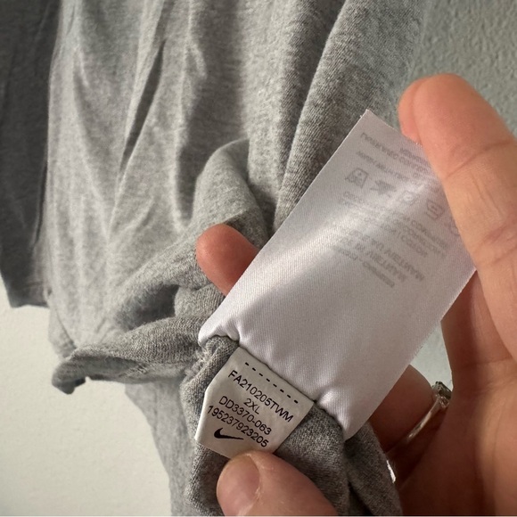 NIKE Sportswear Essential Camo Graphic T-Shirt XXL Gray Standard Swoosh Logo - Picture 7 of 10